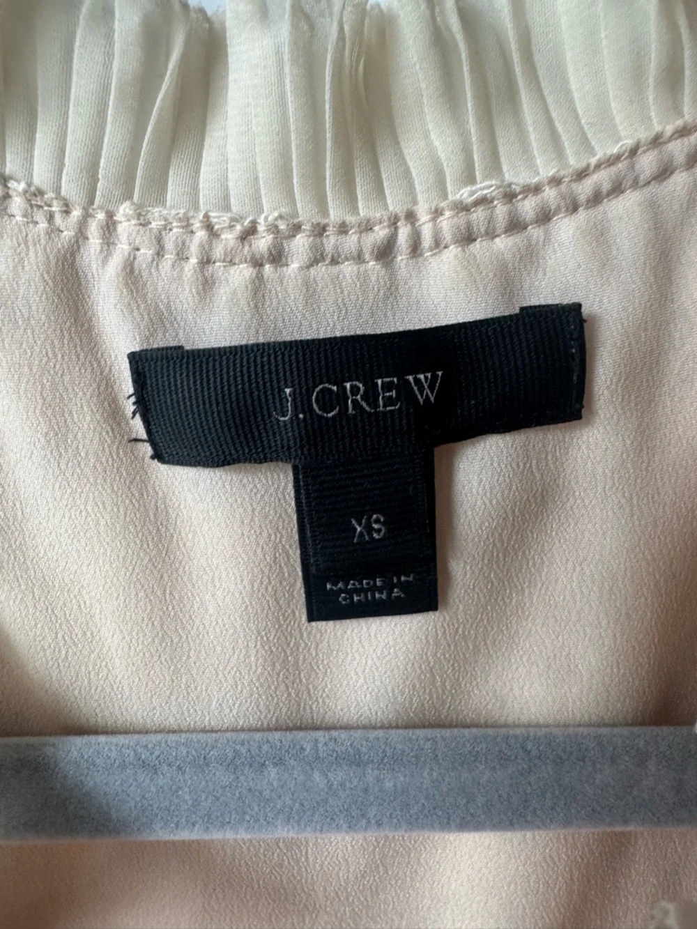 J. Crew Lace Ruffle Collar Sleeveless Camisole in Blush Cream | Size XS - Picture 3 of 4
